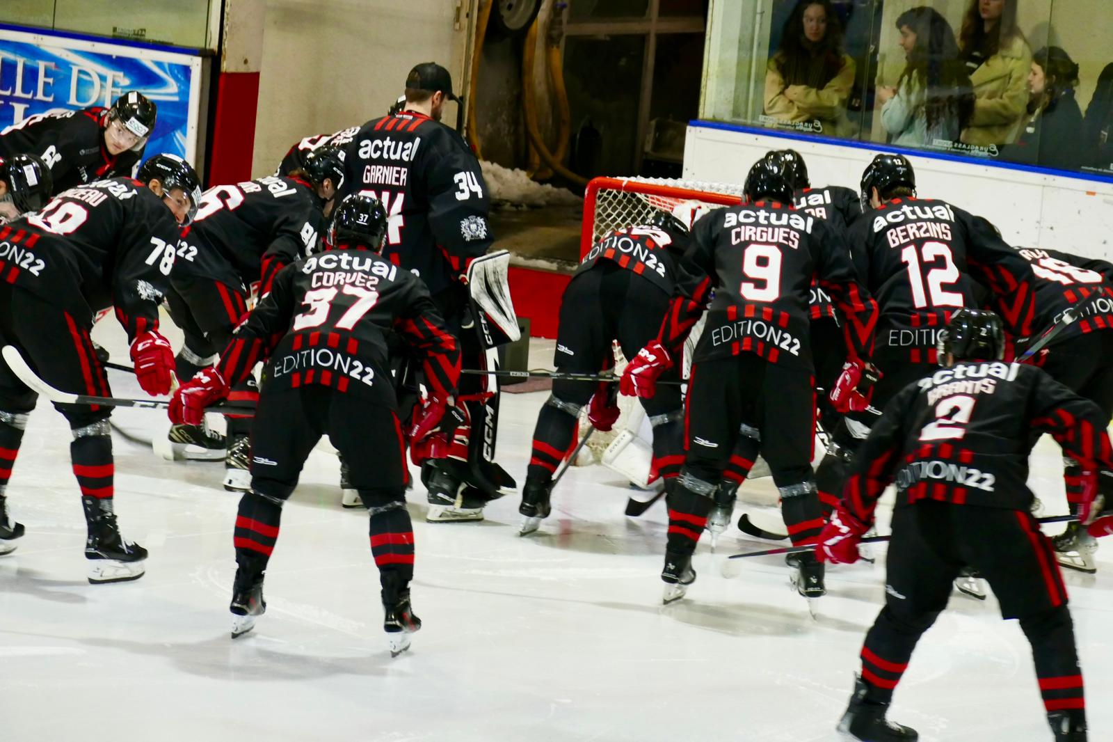 Hockey sur glace : « Il faut aller au front, c’est la guerre » ! Nice craque face à Cergy-Pontoise et se met en danger pour les play-offs